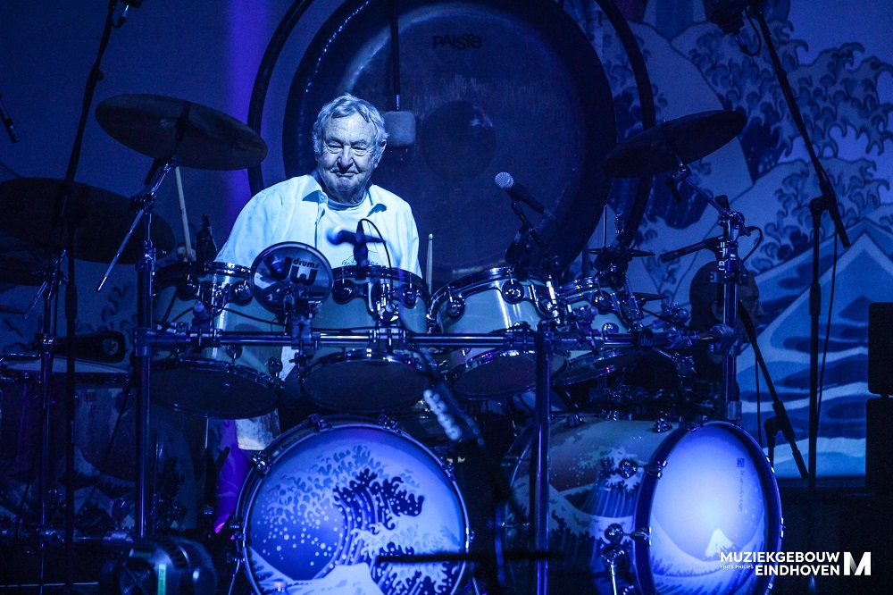 Nick Mason's Saucerful of Secrets - Playing the early years of Pink Floyd - Muziekgebouw Eindhoven